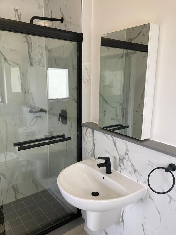 To Let 1 Bedroom Property for Rent in The Huntsman Western Cape